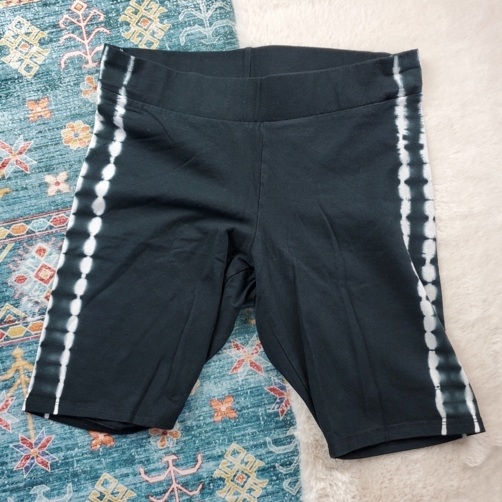 Torrid Black Tie Dye Biker Shorts 0